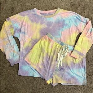 Tie-Dye Pastel Long Sleeve Top & Shorts Women size Large Dolman Shirt Set Color
